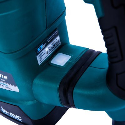 XTline - Kombinované kladivo 1000W