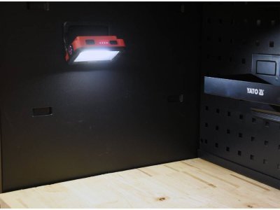 Yato - Prenosné bodové svietidlo 5W COB LED 300lm