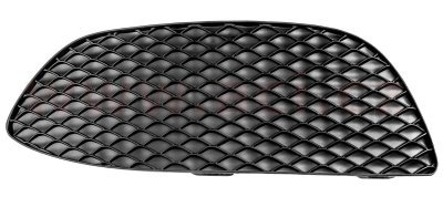 mřížka do předního nárazníku (ne Luxury, AMG) L