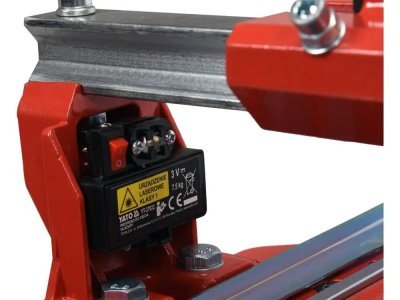 Yato - Rezačka s laserovým ukazovátkom 800mm