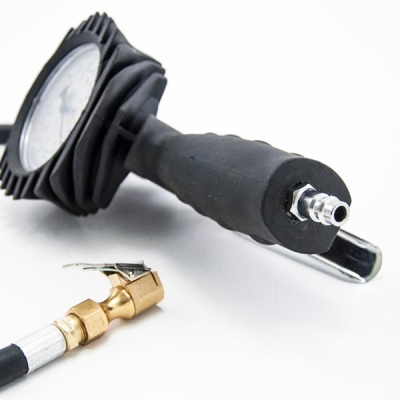 XTline - Pistoľ na hustenie s manometrom 0-170psi