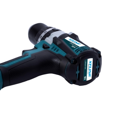 XTline - AKU vŕtačka s príklepom bezuhlíková 18V 65Nm