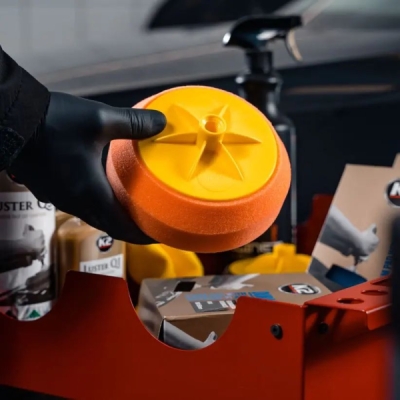 K2 - Leštiaca špongia stredne hrubá Orange DURAFLEX 150mm