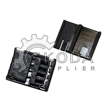OEM SKODA - Svorkovnica 8E0971832