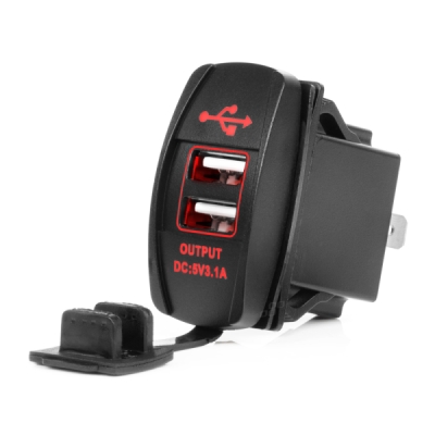 AMiO - Vodotesná nabíjačka na telefón v tvare lode s ČERVENÝM LED podsvietením 2xUSB 12/24V
