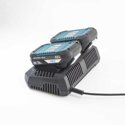XTline - Nabíjačka batérie li-ion 2x18V 3,0Ah - NEW