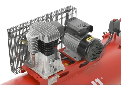 Yato - Dvojpiestový olejový kompresor 2.2kW 200L