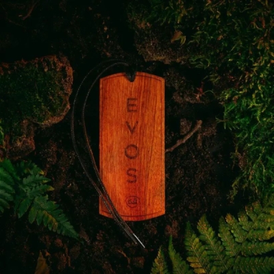 K2 - Drevený prívesok s vôňou EVOS HUNTER