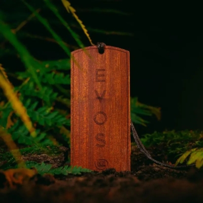 K2 - Drevený prívesok s vôňou EVOS HUNTER