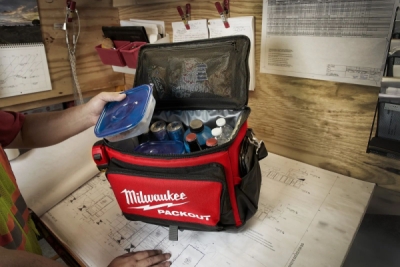 Milwaukee PACKOUT™ Chladiaca taška na pracovisko