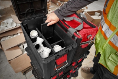 Milwaukee Kompaktný kufor na náradie PACKOUT™