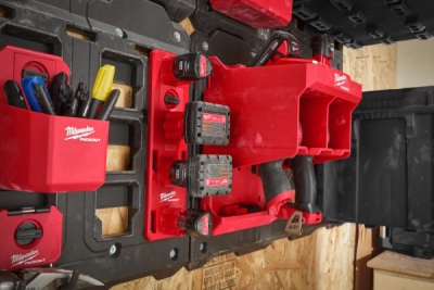 Milwaukee držiak akumulátorov PACKOUT M12