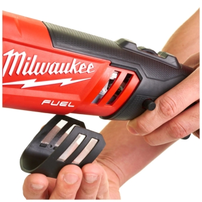 Milwaukee - Leštička Ø180mm 18V s 2xAKU 5Ah