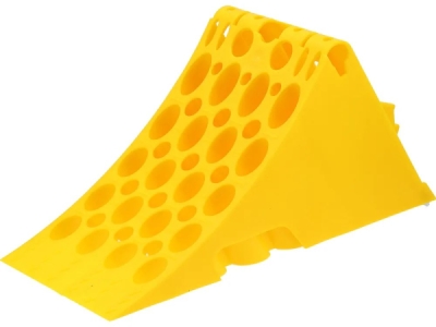 Yato - Klin pod koleso nákladného auta