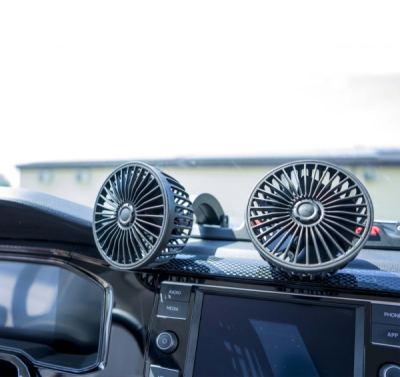 EPFAN01 Auto ventilátor 12 V s otáčaním 360°
