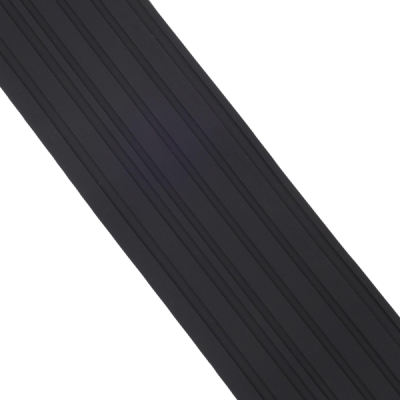 EPRP13 Čierna ochranná guma na nárazník 104cm