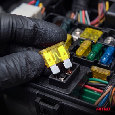Autopoistky STANDARD BLISTER 3 ks 20A AMIO-05107