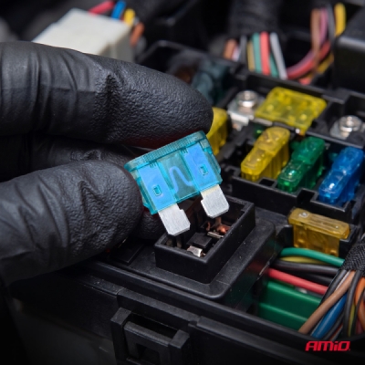 Autopoistky STANDARD BLISTER 3 ks 15A AMIO-05106