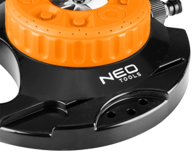 NEO TOOLS 15-780 Záhradný zavlažovač, 9 funkčný, so kolíkmi na montáž