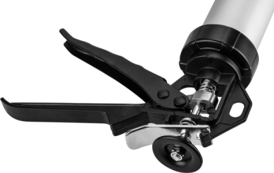NEO TOOLS 61-006 Pištoľ na tesniace hmoty 600 ml