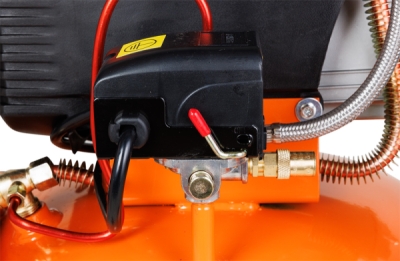 NEO TOOLS 12K010-1 Olejový kompresor zvislý 40 l, 230 V