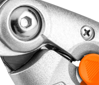 NEO TOOLS 15-213 Záhradné nožnice nákovkové 210 mm, rozsah do 20 mm, hliníkový