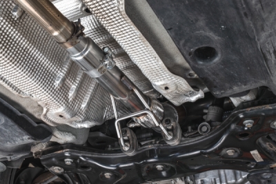 Downpipe bez katalyzátoru SCORPION SVWC059