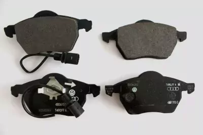 Sada brzdových destiček, kotoučová brzda Original 4B0 698 151J