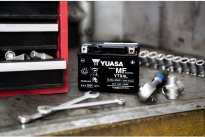 startovací baterie YUASA YTX4L-BS